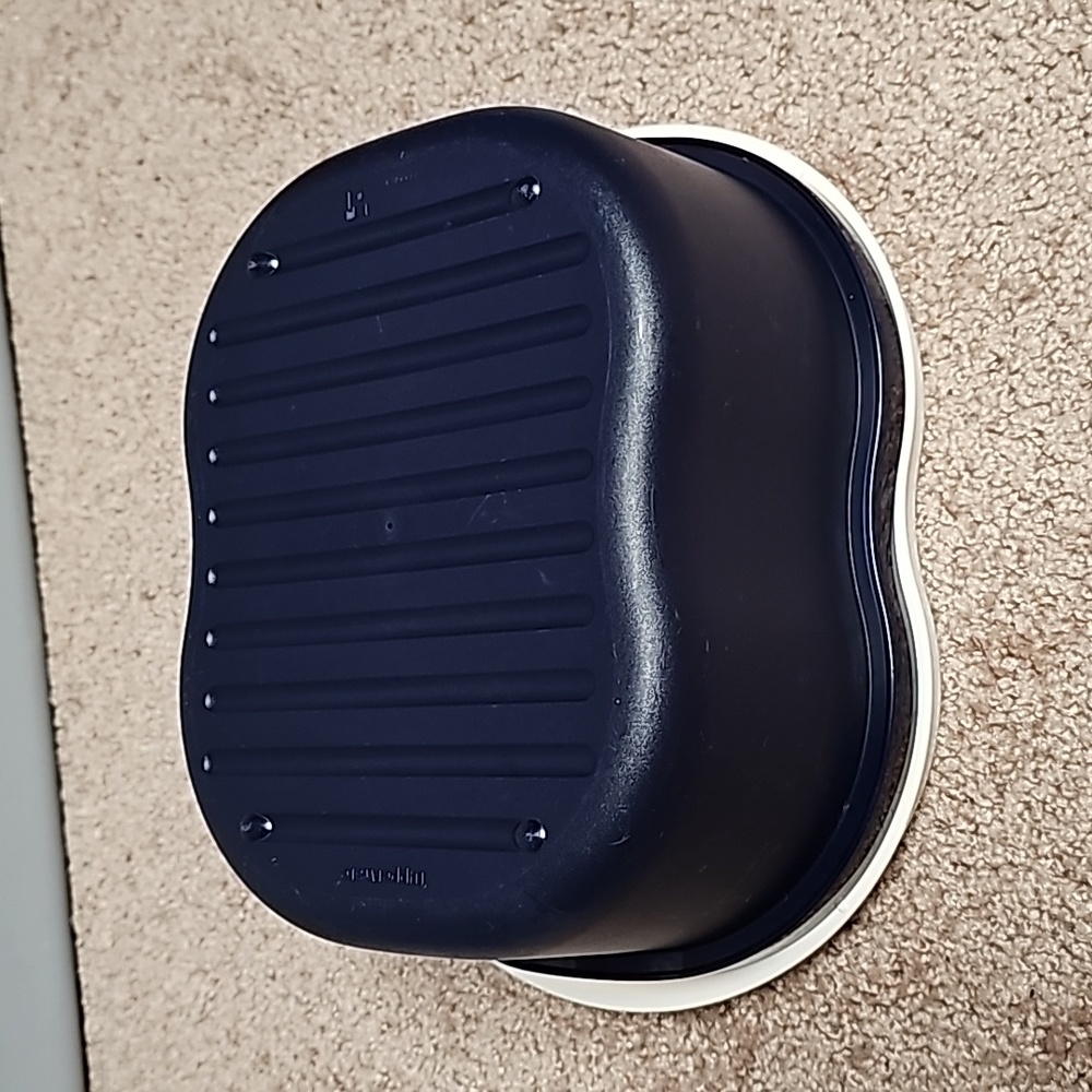 Tupperware Double Use Container - Picture 4 of 8